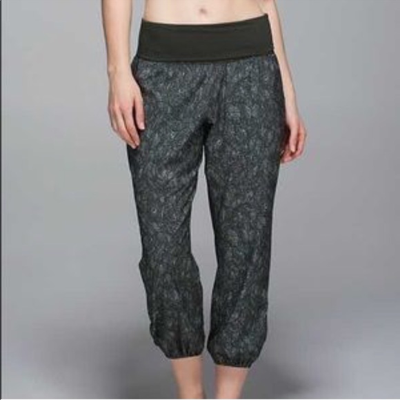 {LuLu🍋} Om Pants - Picture 3 of 8